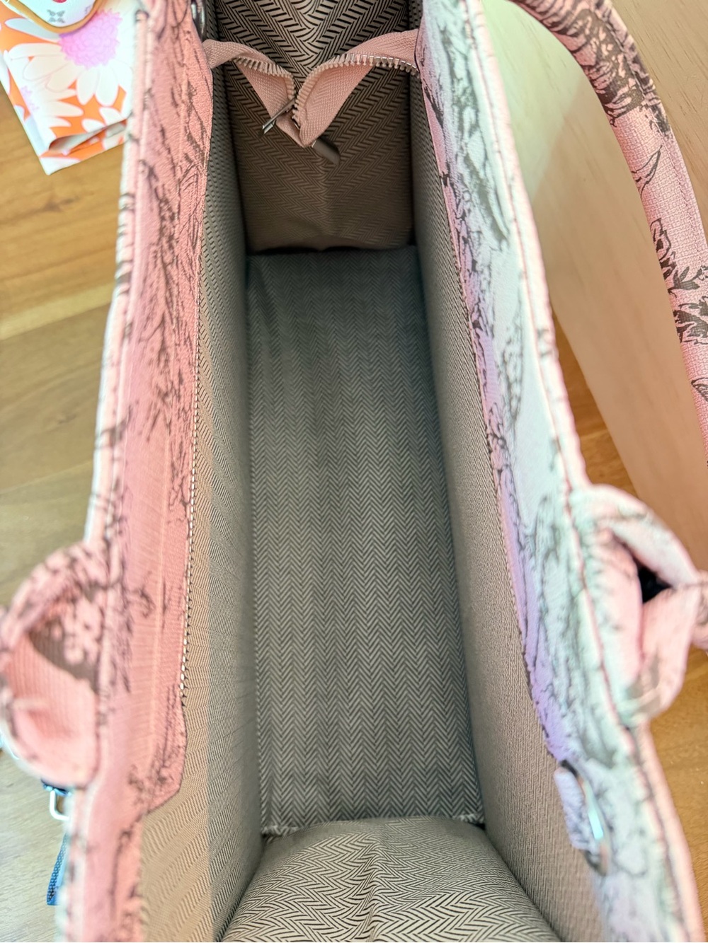 CASTRAINH TADE Paris Pink Floral Tote with Matching Strap - Picture 3 of 3
